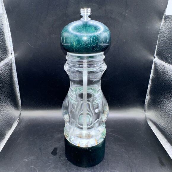 Vintage Cooks Club Acrylic/Lucite Wood Top Pepper Grinder Shaker Dark Blue Wood - Picture 1 of 7